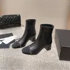 NOVOS Estilos Autumn e Winter Brand Designer feminino Feminino de couro genuíno Botas de tornozelo Saltos grossos Botas curtas ADMPICOT TOP SAPATOS DE HIGH DE HIGH MULHERES 35-41 SAUGO 5CM