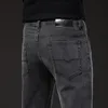 Męskie dżinsy 2023 Wiosna nowe mężczyźni regularne dopasowanie dymu szarość klasyczny styl biznesowy moda wysoka elastyczność dżinsowe spodnie męskie spodnie marki 230926