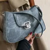 Borse da sera Retro ascelle da donna 2023 Autunno Inverno Moda Texture Borse quadrate Borsa a tracolla da moto personalità