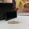 Luksusowy projektantka damska moda na włosy klipy barrettes 18K złota plastowana biżuteria do włosów 283f