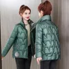 Chaqueta de invierno de plumón para mujer, Parkas para mujer, abrigo coreano corto, ropa acolchada de algodón brillante, ropa de abrigo holgada informal impermeable para mujer 2023