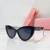 Designer-Sonnenbrille für Damen, Sonnenbrille, modisch, Outdoor, Reisen, UV400, klassischer Stil, Retro-Unisex-Brille, Sport, Fahren, mehrere Stile mit Box SMU04YS