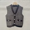 920 2023 Sonbahar Pist Sweater Sleeless v Boyun Haldigan Siyah Pembe Beyaz Flora Baskı Moda Günlük Kadın Giysileri Yuechng
