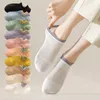 Kvinnors strumpor Solid Color Sock Slipers Thin Breattable Summer Invisible No Show Silikon Non-Slip Cotton Low Cut Ankle Boat