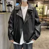 Futro męskie 2023 Trend modowy Lokomotywa długie skórzane płaszcze syntetyczne Hip Hop wierzchnia odzież czarna kolory bombowce m-2xl