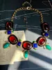 Choker Europe och USA Vintage Glass Petals Fashion Temperament Women överdrivet halsband