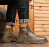 Piattaforma di avvio da uomo della caviglia Piattaforma di avvio vintage marrone casual martin booties designer allacciata su stivali in gomma a basso tacco