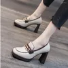 Kleidschuhe 9cm High Heel Damen Frühling Herbst 2023 Dicker quadratischer Kopf Kleine Lederpumpen Britischer Stil Slip-on Moderner Schuh