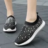 Klänningskor kvinnor skor sommar avslappnad strass skor damer vulkaniserade skor bling platta loafers glid på sneaker kvinnlig tenis feminino 230925