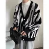 Pulls pour hommes 2023 Hommes Cardigan Modèle V-Col V-Col Lâche Casual All-Match Simple Pull tricoté Style coréen Ulzzang Automne Outwear