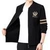 Vinter ny Desinger Fashion Men's dragkedja fleece cardigans tröjor smala passande stickade baseball tröjor män avslappnade trendiga rockar streetwear jacka unga manliga kläder