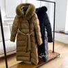 Parkas femme Janveny marque de luxe femmes hiver 90% duvet de canard blanc veste véritable col de fourrure à capuche longue mince bouffante moelleux plume manteau 230926