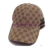 Klassiska bollmössor toppkvalitet Snake Tiger Bee Cat Canvas med män Baseball Cap med Box Dust Bag Fashion Women Hats