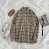 Kadın Polos Vintage Gevşek Artı Beden Ekose Gömlek Sonbahar Düğmesi Üstleri Üstler Günlük Büyük Boyutlu Kore Tarzı Uzun Kollu Dış Giyim