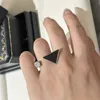 Modedesigner silver ring varumärke bokstäver tryck ring för lady kvinnor män p klassiska triangel ringar älskare gåva engagemang designer smycken smycken
