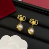 2023 Designer Ohrstecker Damen Mode Ohrstecker Perle Vintage Marke Ohrringe Luxus Gold Schmuck Earing V Goldener Ohrring CYD2392622-3