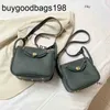 Bolsa de grife bolsas femininas ombro 2024 nova versátil mãe mini doutora um travesseiro portátil lvj9 tem logotipo fxln t8gz