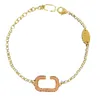 Fascino di lusso Gioielli da donna Bracciale in oro Rettangolare scavato Logo intarsiato con diamante rosa Squisito stilista Bracciale da donna splendido e abbagliante