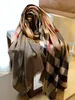 ウールの温かいスカーフのための新しい豪華なスカーフデザイナースカーフパシュミナファッションクラシック女性スカーフと男性ラップカシミアウールロングショール174383