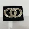 Broches de cristal de pino clássico para homens e mulheres broche designer amantes de casamento presente joias como presente com flanela bag1832