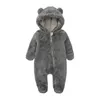 Rompers Ubrania dla niemowląt 0 do 3 6 12 miesięcy na zimowe niemowlęcie kostium urodzeni Born Girl Rompers Boy Bear Topit Bodysuit z długim rękawem 230927