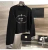 Tasarımcı Sweater Kadın Moda Knited Sweater Sonbahar Kış Mektubu Jakard Siyah Beyaz Şeritli Kılı