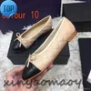 designer Dress shoes Spring and Autumn 100% cowhide letter bow Ballet Dance fashion women black Flat boat shoe Lady leather Trample Lazy LoafersUgglyH6
