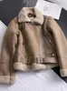 Kurtki męskie Traf Winter Women Grube zamszowe jagnięce kurtka krótka motocykl Brązowe płaszcze Faux Shearling Hheepskin Kurtki skórzane Przestrzenie J230926