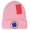 Designer beanie luxo gorro malhas chapéu temperamento versátil gorro chapéu de malha quente carta design chapéu presente de natal muito bom chapéu saco de pó 12 cores C33