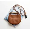 Geldbörse Mini Bag Neue Nische Botteega Woven Lady Sardine Frühling Sommer 2023 Rindsleder Klassisches Design Metall Designer Handtasche Ledertaschen Top Qualität Kgqf