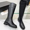 Botas de diseñador de lujo de alta calidad para mujer Venta caliente de cuero para mujer Mocasín con suela gruesa Zapato elevado Zapato clásico para mujer Diseñador Martin Boot con tamaño de caja 35-40