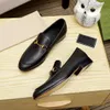 Lussuoso designer uomo scarpe eleganti vera pelle scamosciata marrone nero mocassini affari scarpe fatte a mano G festa formale ufficio matrimonio uomo mocassini scarpe 04