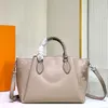 Alça trançada elegante e couro de bezerro com franjas duplas de couro com alça perfurada tamanho ajustável 40x25x18 Bolsa crossbody de mão