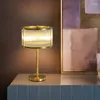 Bordslampor Temar nordisk mässingslampa Modern lyxig vardagsrum sovrumsstudie led originalitetsskrivbordsljus