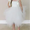 Kız Elbiseler Tül Basit Sırıştırıcılar Çiçek Elbise Plaj A-Line Prenses Kolsuz Balo Koyukları Düğün Pageant Giyim için Düzensiz