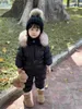 겨울 아기 ​​소녀 소년 다운 스노우 슈트 유아 점프 수트 로마 큰 진짜 모피 후드 따뜻한 겉옷의 옷