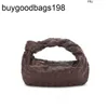 Bottegassvenetas Bags Jodie Small Design Oxhorn Bag Hand Woven woven and Summer 2023 New Knotting Cloud hais logo