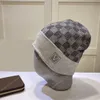 Designer Beanie Chapéu Feminino Chapéu Bordado Crachá Cabelo Quente Gorros Masculinos Chapéu de Inverno Quente Várias Cores e Estilos Estão Disponíveis Casquette de Inverno