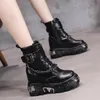 Designerketten Frauen Knöchel Pailletten Rock Punk -Stil hohe Erhöhung der Schuhe Herbstgürtel Schnalle Flat Heel Damen Platfor 5293 's