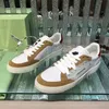 2023-Top Luxe Sneakers Schoenen Lage Top Suède Platform Skateboard Wandelen Dikke Rubberen Trainers Dress Party Heren Casual Wandelen Korting