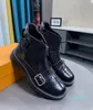 Novo designer clássico masculino botas de tornozelo de inverno caminhadas trabalho treinador sapatos masculinos marca de moda botas de motocicleta de pele de cobra