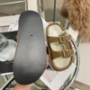 Herbst und Winter Neues Produkt Dicke Sohle Plüsch Hausschuhe Mode Clip Füße Schuhe Praktisches Design Schaumsohle