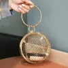 Kvällspåsar Gold Metal Clutch Bag Luxury Handbag Designer Round Mini Hollow Purse Ladies Hand Prom Chain Crossbody 230926