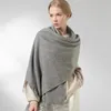 Écharpes 100% véritable laine écharpe femmes chaud châles et enveloppes pour dames étole Femme solide chaînes hiver cachemire laine foulards de luxe Pashmina 230927