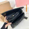 Vendre Mumu Haute Qualité Designers Sacs à bandoulière Femmes Classique Luxurys Messenger Sac Dames Bourse Chaînes Cross Body Sac à main Embrayage Caméra Rides Portefeuille