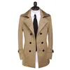 Trench da uomo Cappotto primaverile coreano Uomo Autunno Media lunghezza Doppio petto Adolescenti Risvolto Grigio chiaro Business Slim Gabardina Homb Jacket