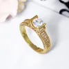 Anelli a grappolo Elegante 1 pietra bianca e color oro Zirconia cubica Top Jewelry Lady Jewellery Anello da dito da donna