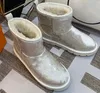 Sneakers Frauen klassische modische Wollfutter Anti-Skid-Kee-resistente warme Knöchelstiefel mit wasserdichte Plattform