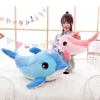 Simpatico peluche a forma di delfino a sette stelle, morbidissimo cuscino in peluche rosa blu opzionale