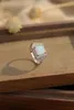 Pierścienie klastra 2023 Moda europejska i amerykańska S925 srebrna spersonalizowana temperament Square Diamond White Aubao Pierścień damski